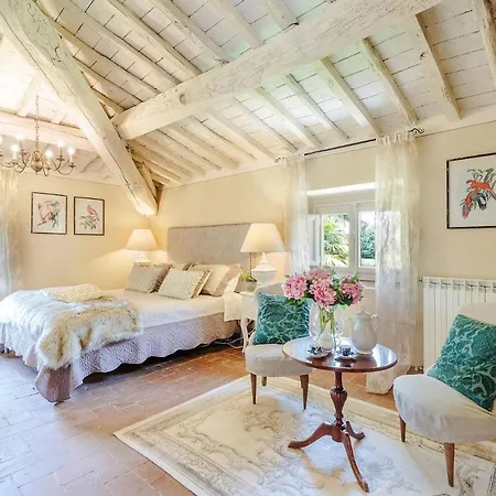 Gattaiola: Renaissance Retreat With Pool In Vineyards *