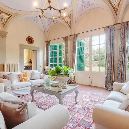 Villa Gattaiola: Renaissance Retreat With Pool In Vineyards Lucca