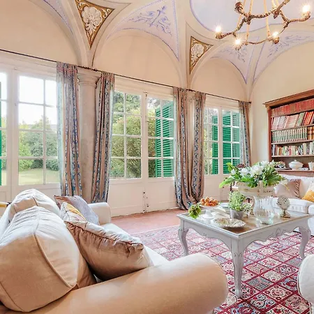 Villa Gattaiola: Renaissance Retreat With Pool In Vineyards *