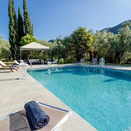 Gattaiola: Renaissance Retreat With Pool In Vineyards Villa *